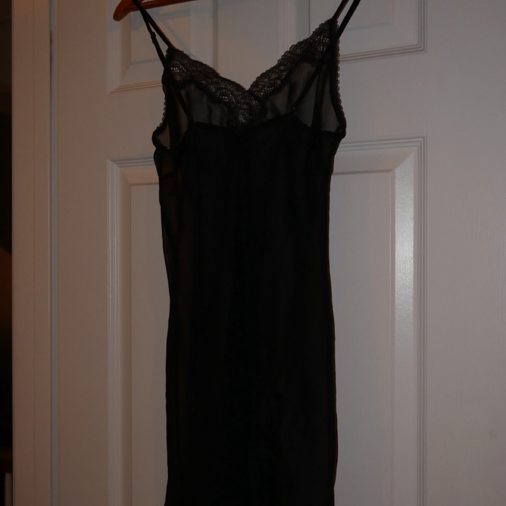 VS laced nighty